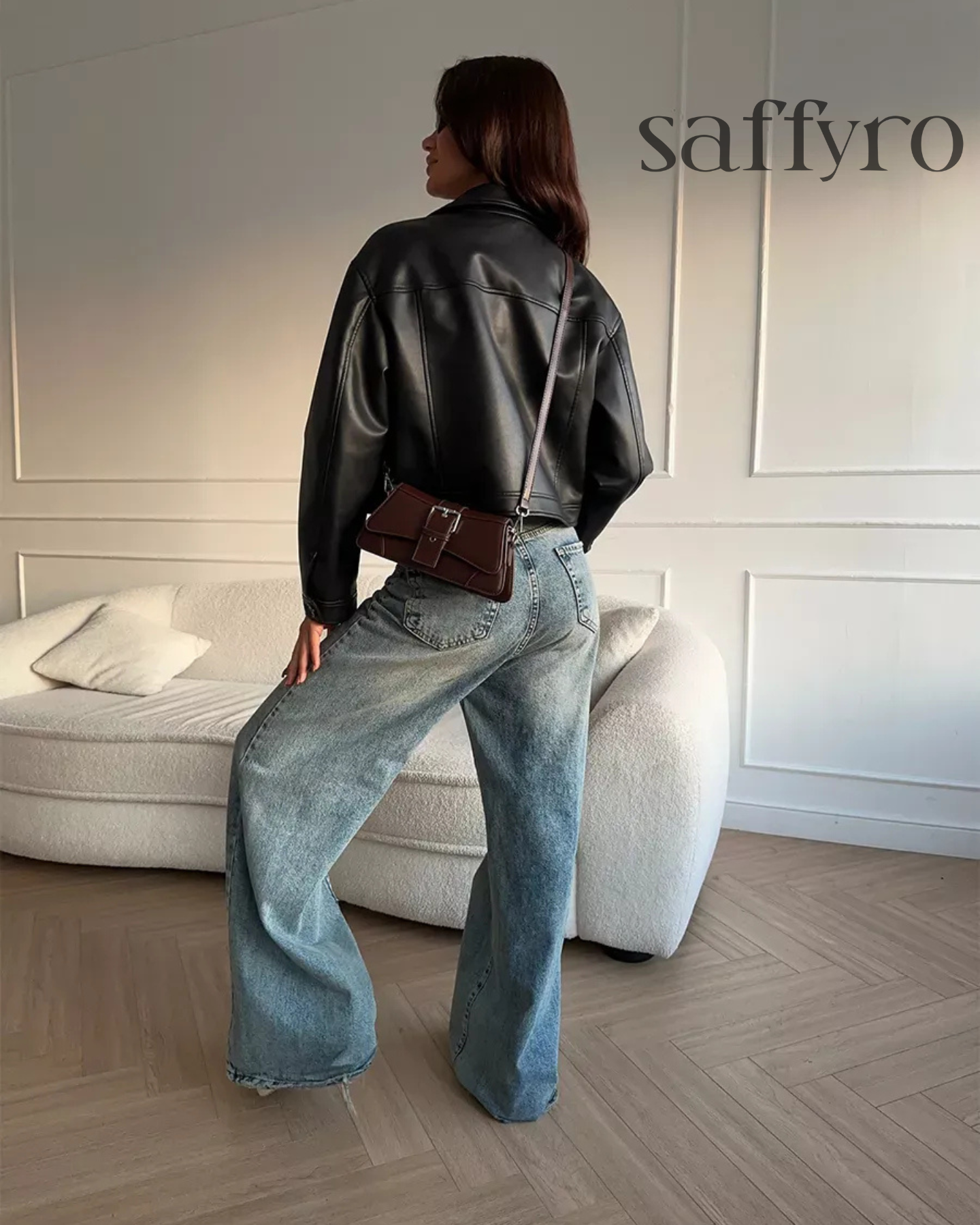 Bolsa Feminina Transversal em Couro Marrom Saffy