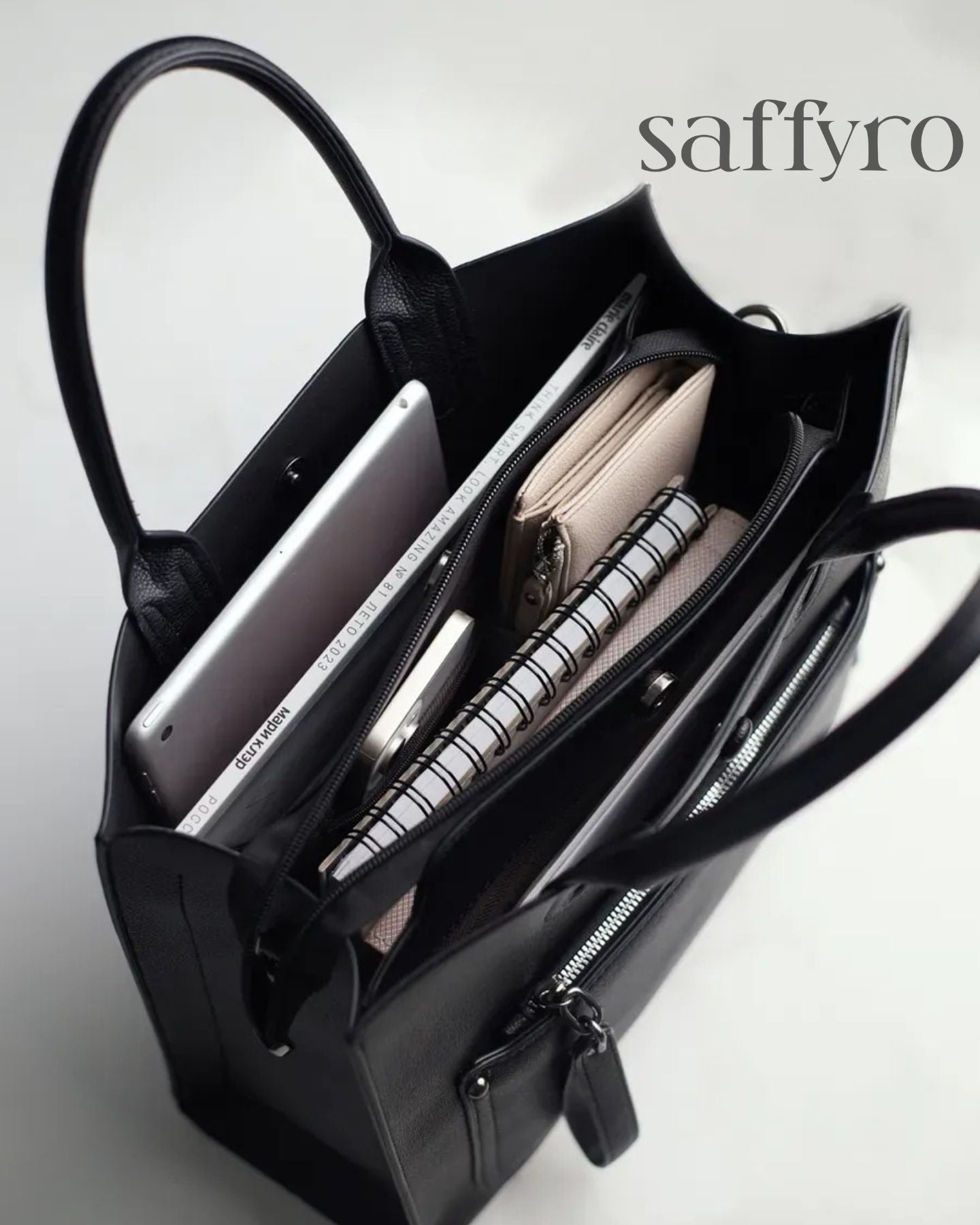Bolsa Feminina De Couro Preta Claire