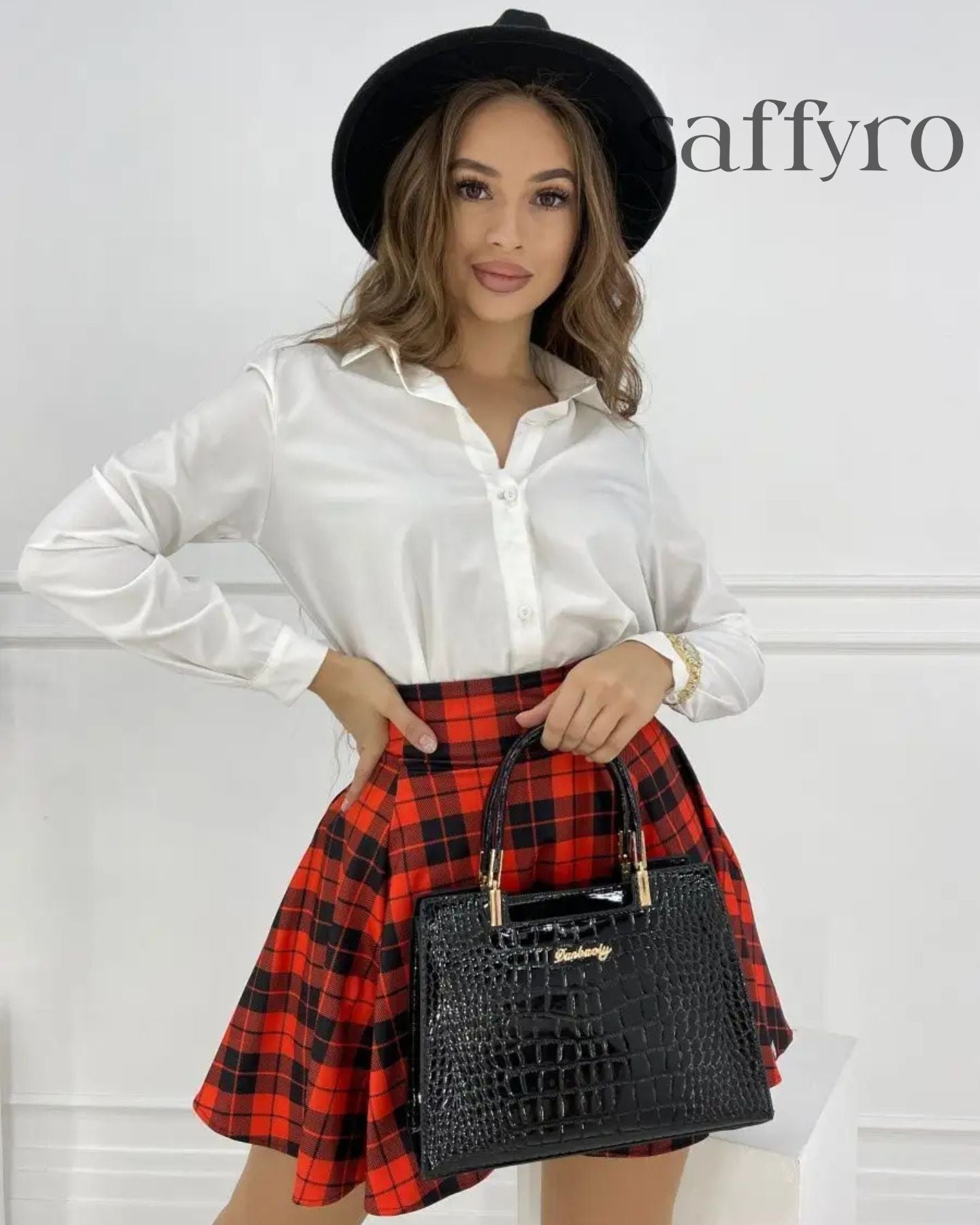 Bolsa Feminina Couro Legitimo Royal Preta