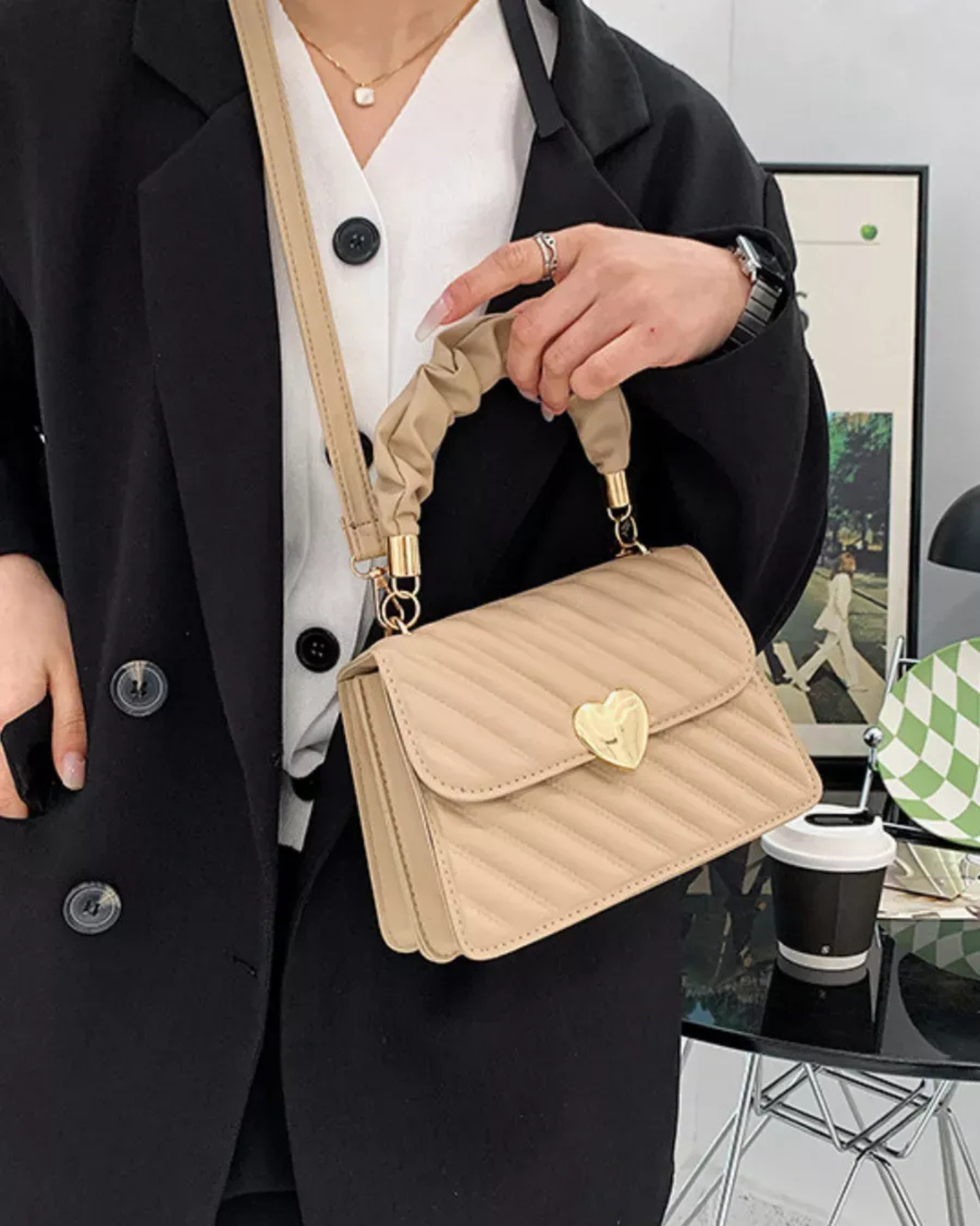 Bolsa Feminina Coração Bege