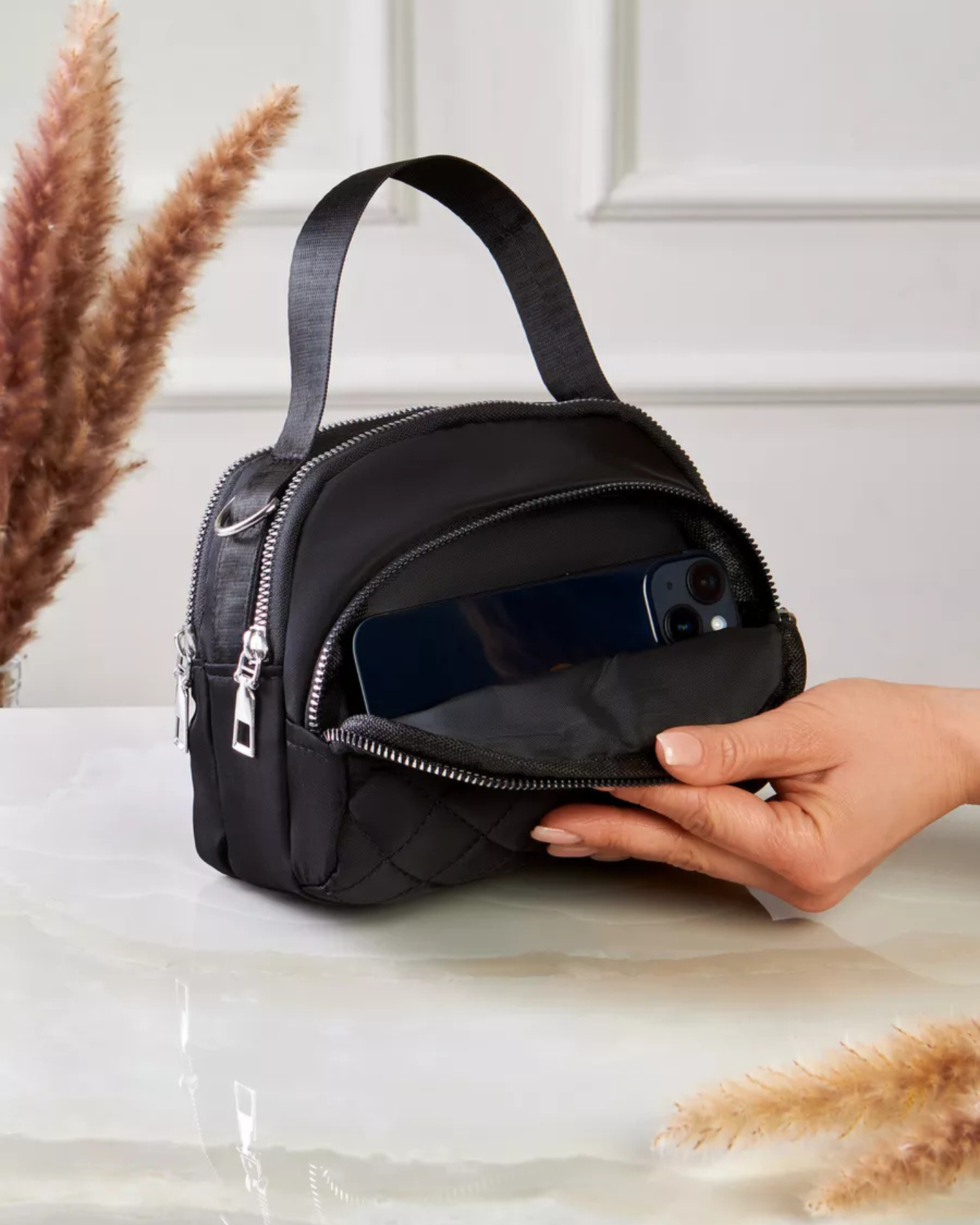 Bolsa Feminina Aventure Preta