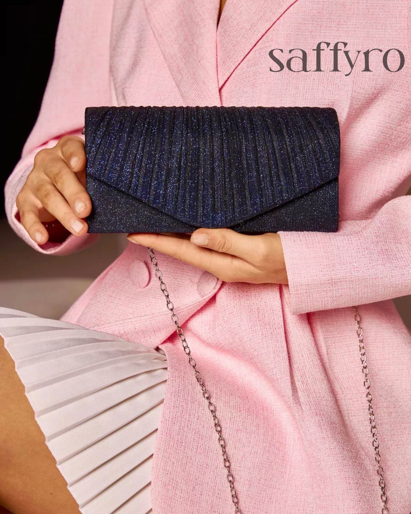 Bolsa Feminina Clutch para Noites Brilhante com corrente