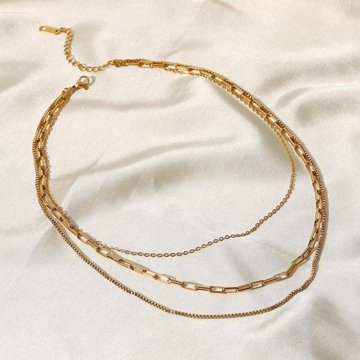 Colar Soana 3 Camadas Banhado Ouro 18K