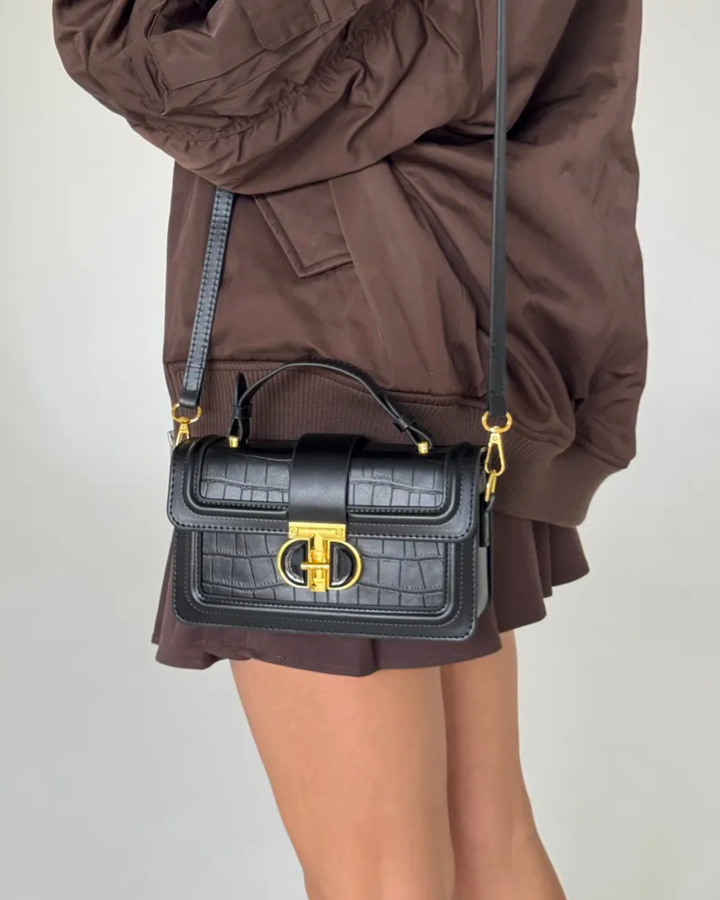 Bolsa Feminina Pequena Preta Flosé De Couro Legítimo