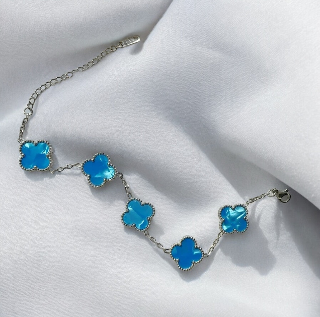 Pulseira Feminina Trevo Mini Prata