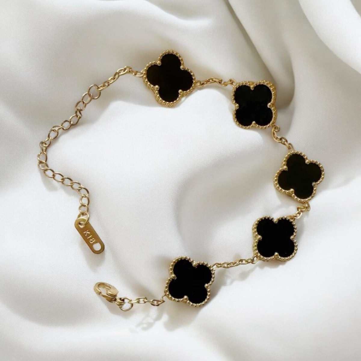 Pulseira Feminina Trevo Mini Dourada