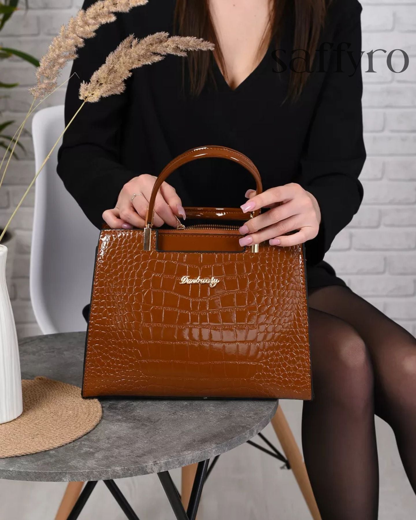 Bolsa Feminina Couro Legitimo Royal