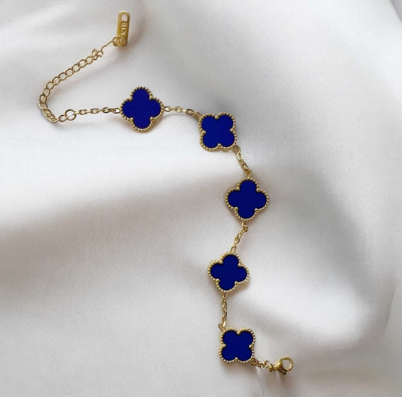 Pulseira Feminina Trevo Mini Dourada