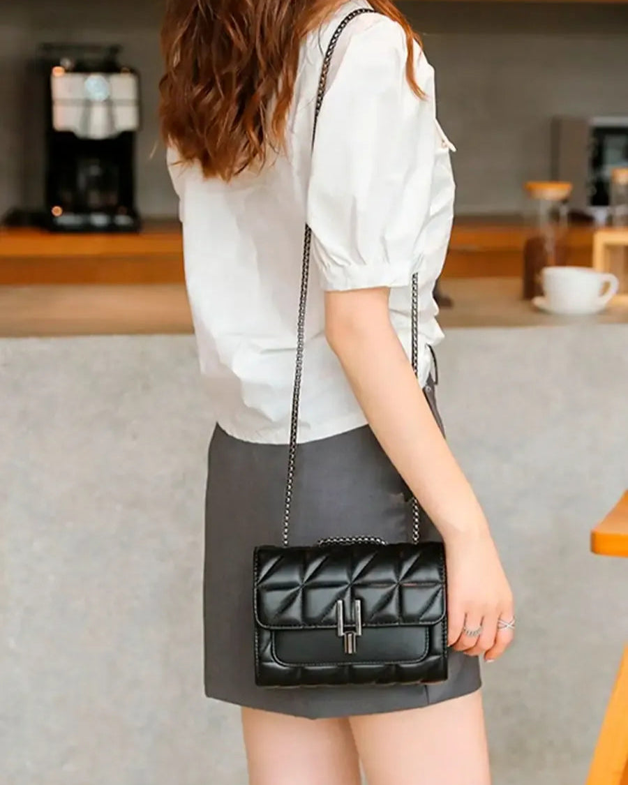 Bolsa Feminina de Ombro Preta Em Couro Clutch