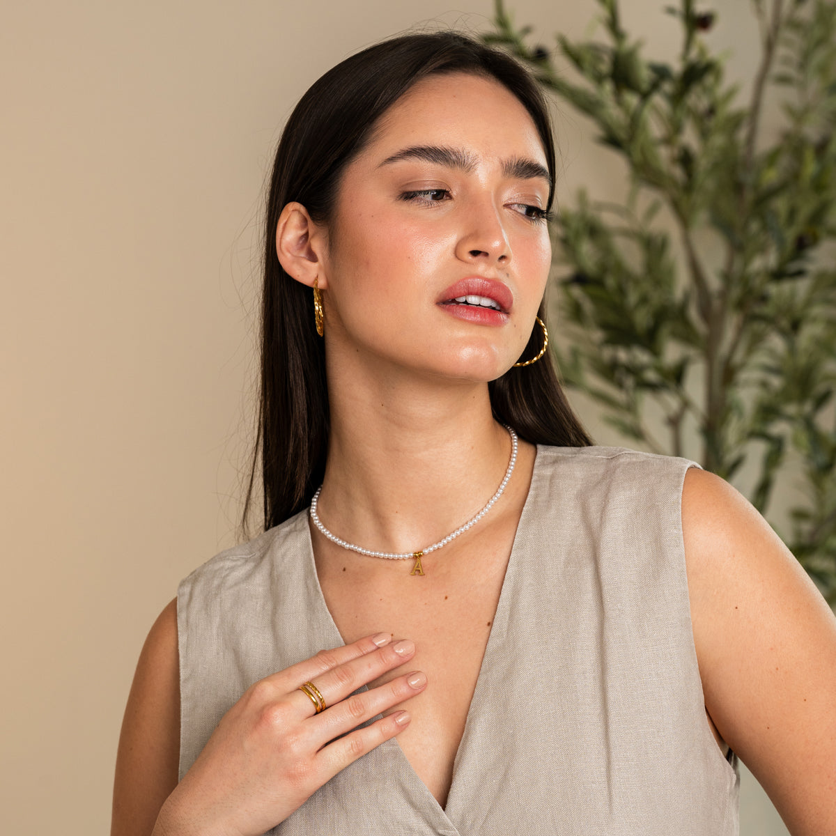 Colar de Pérolas Com Inicial Banhado Ouro 18K