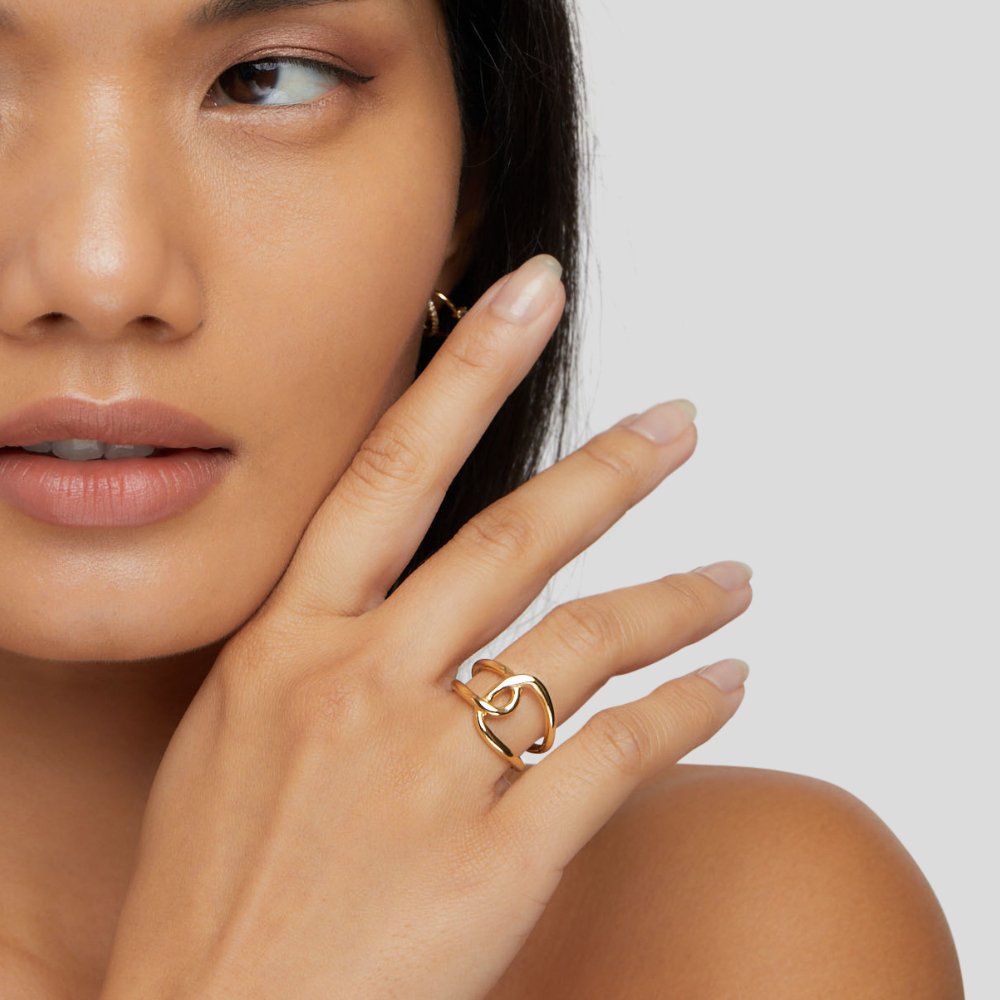 Anel Feminino Dourado Astrid