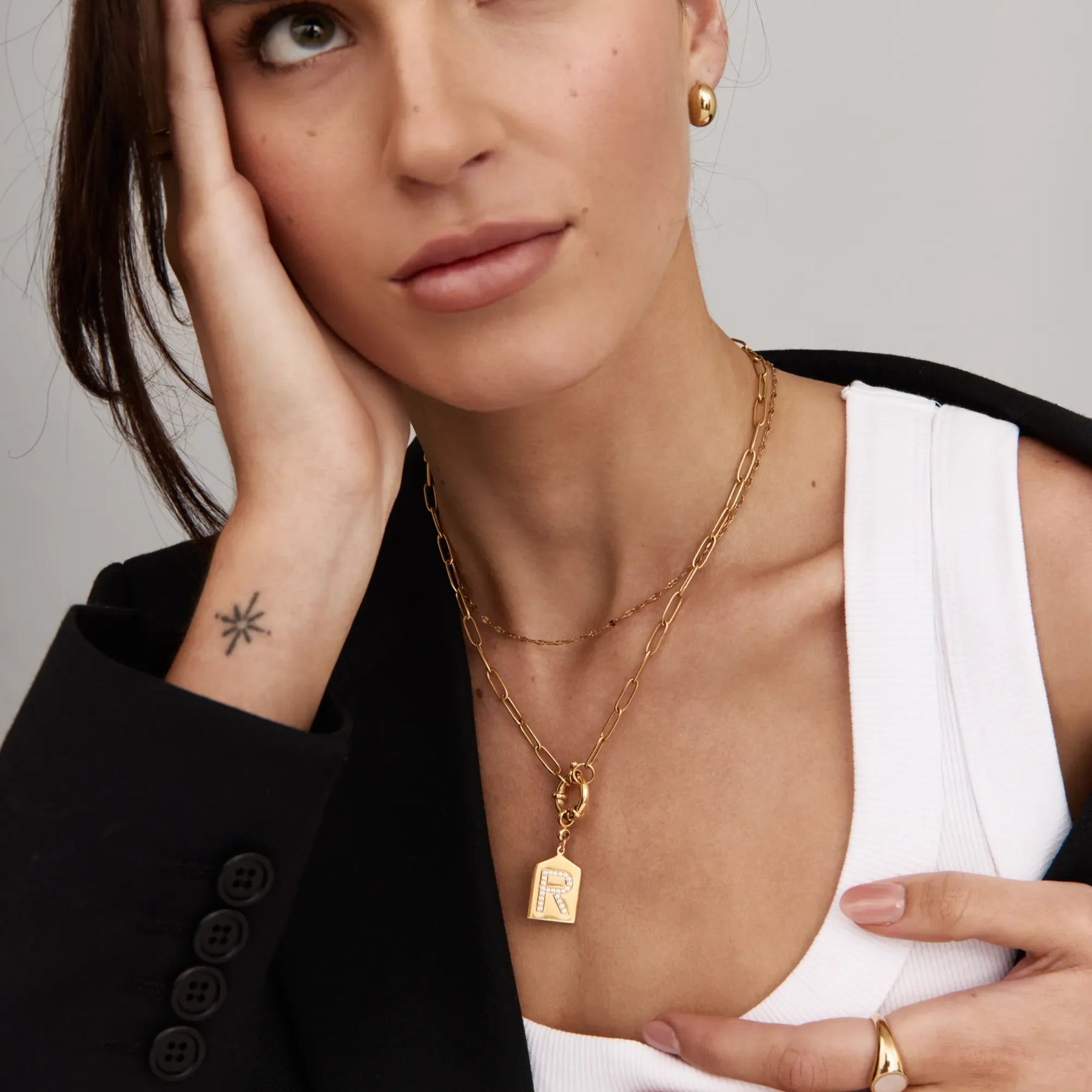 Colar Inicial Cravejado Banhado Ouro 18K