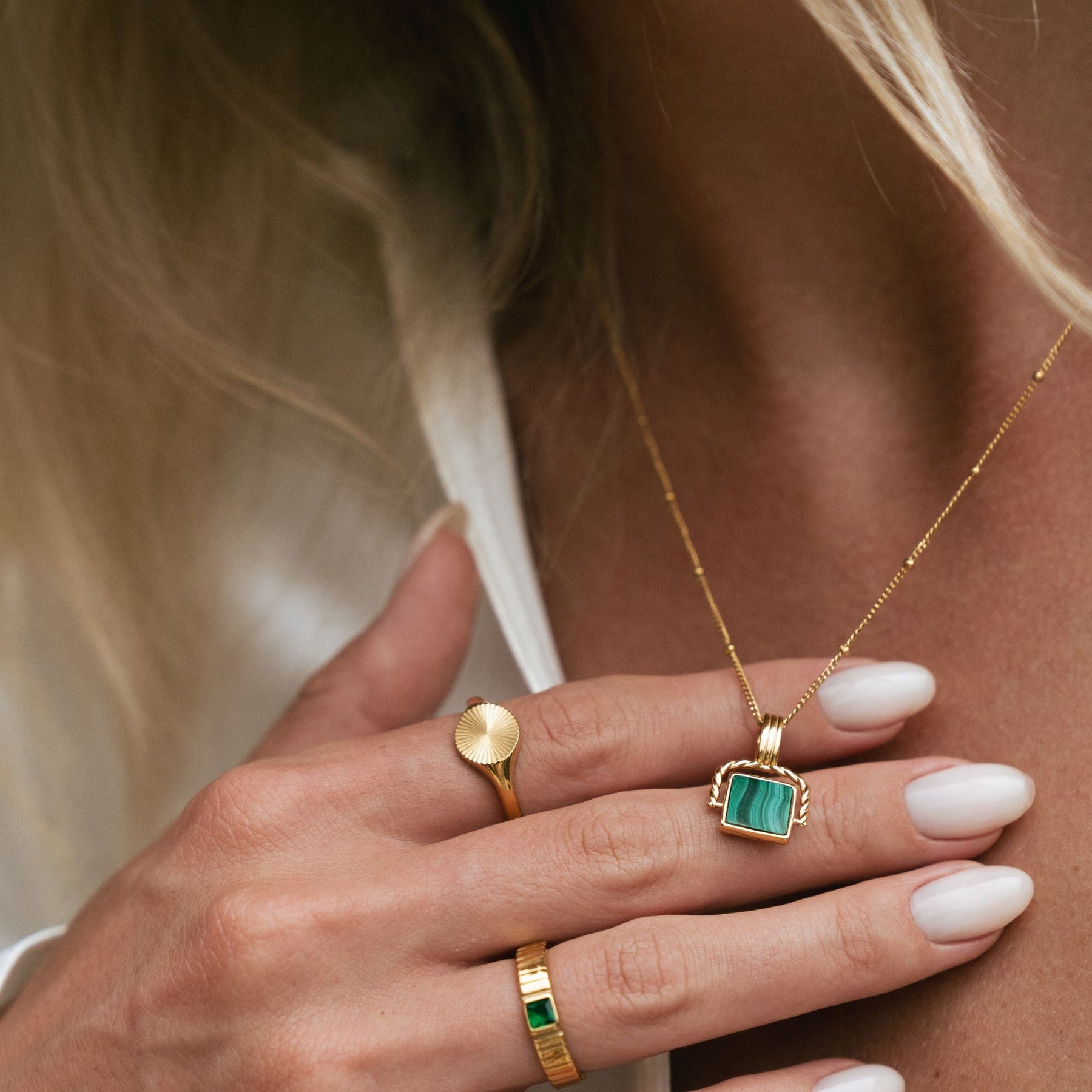 Colar Malachite Banhado Ouro 18K