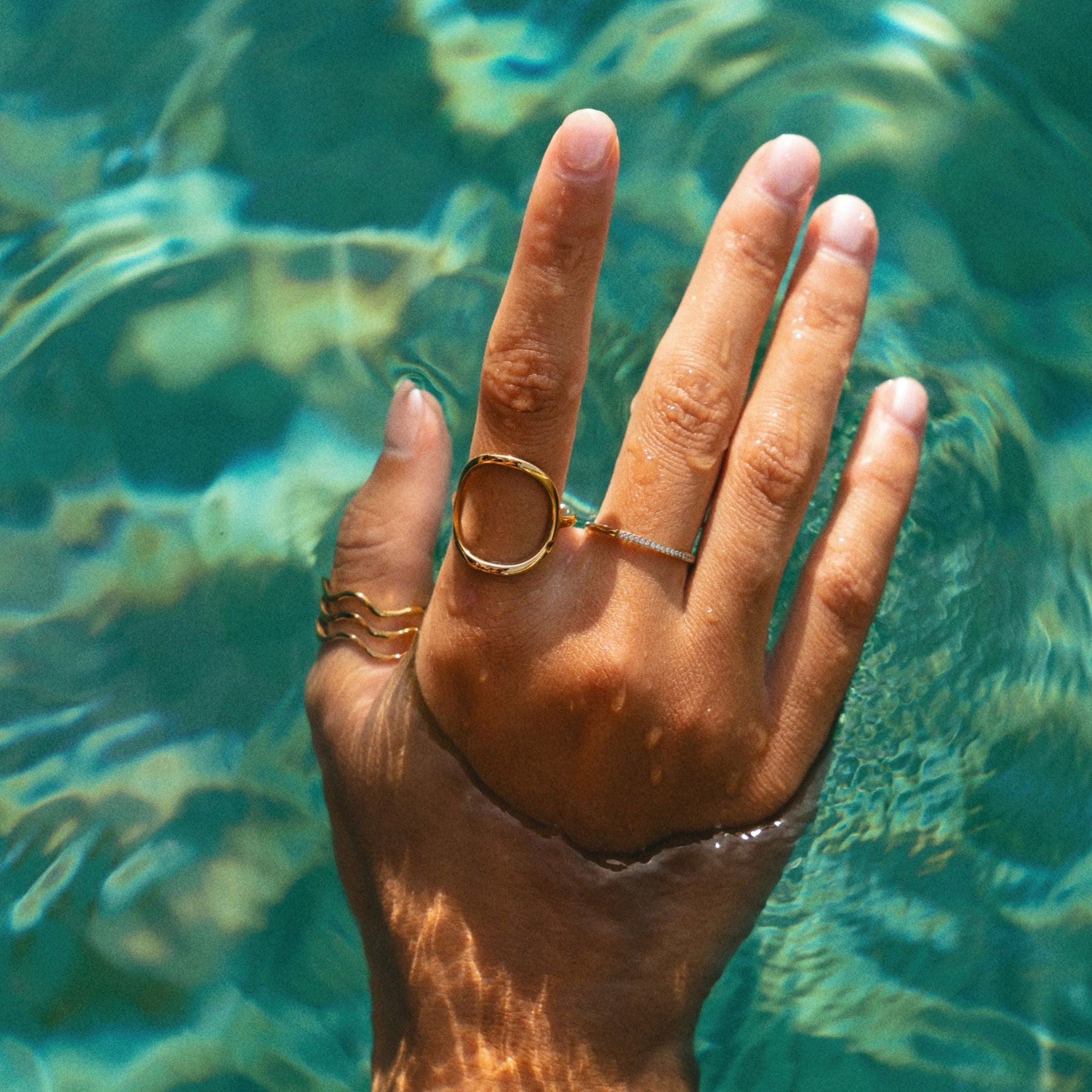 Anel Ocean Banhado Ouro 18K (Verificar Tamanhos)
