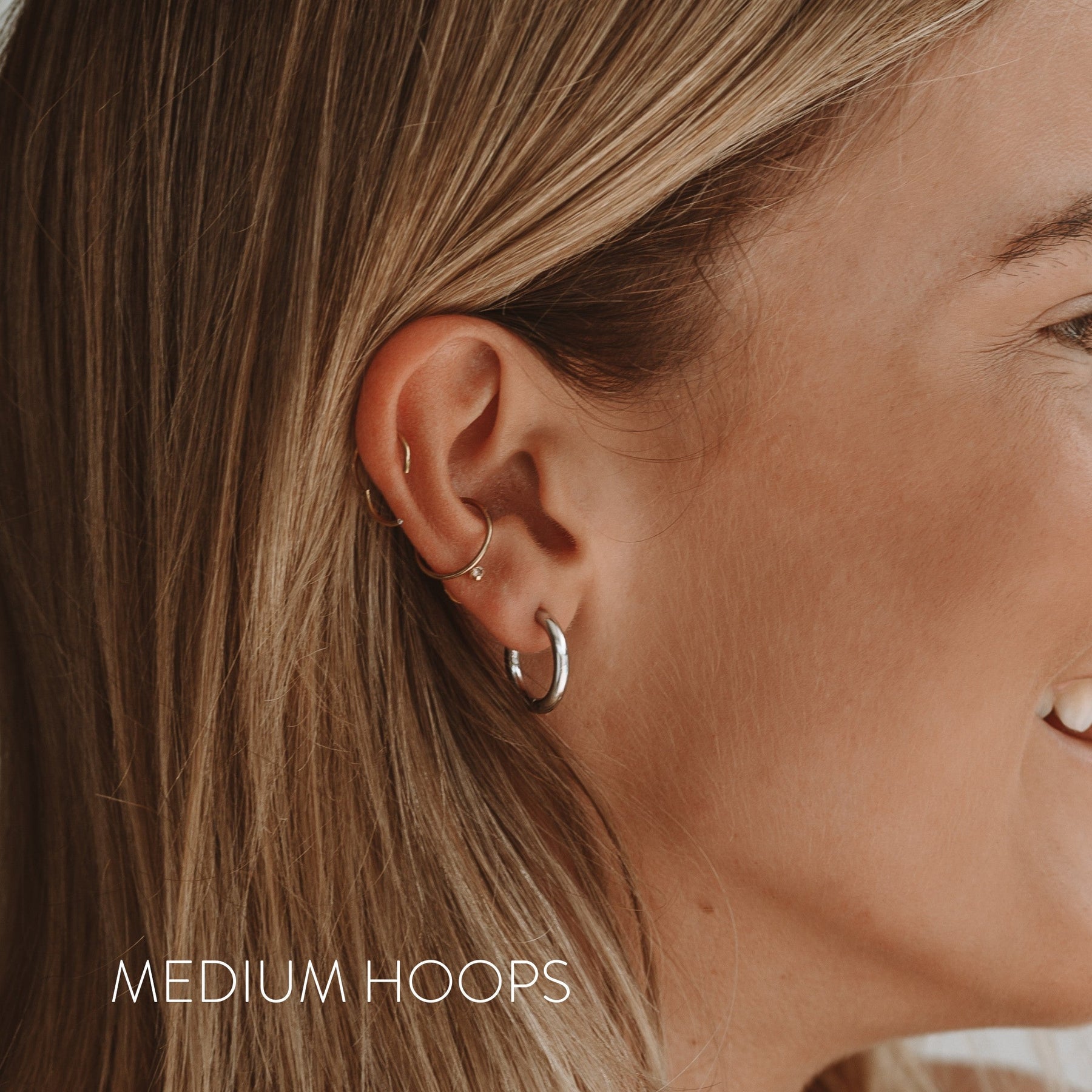 Brincos de Argola Clássicos Banhado Ouro 18K