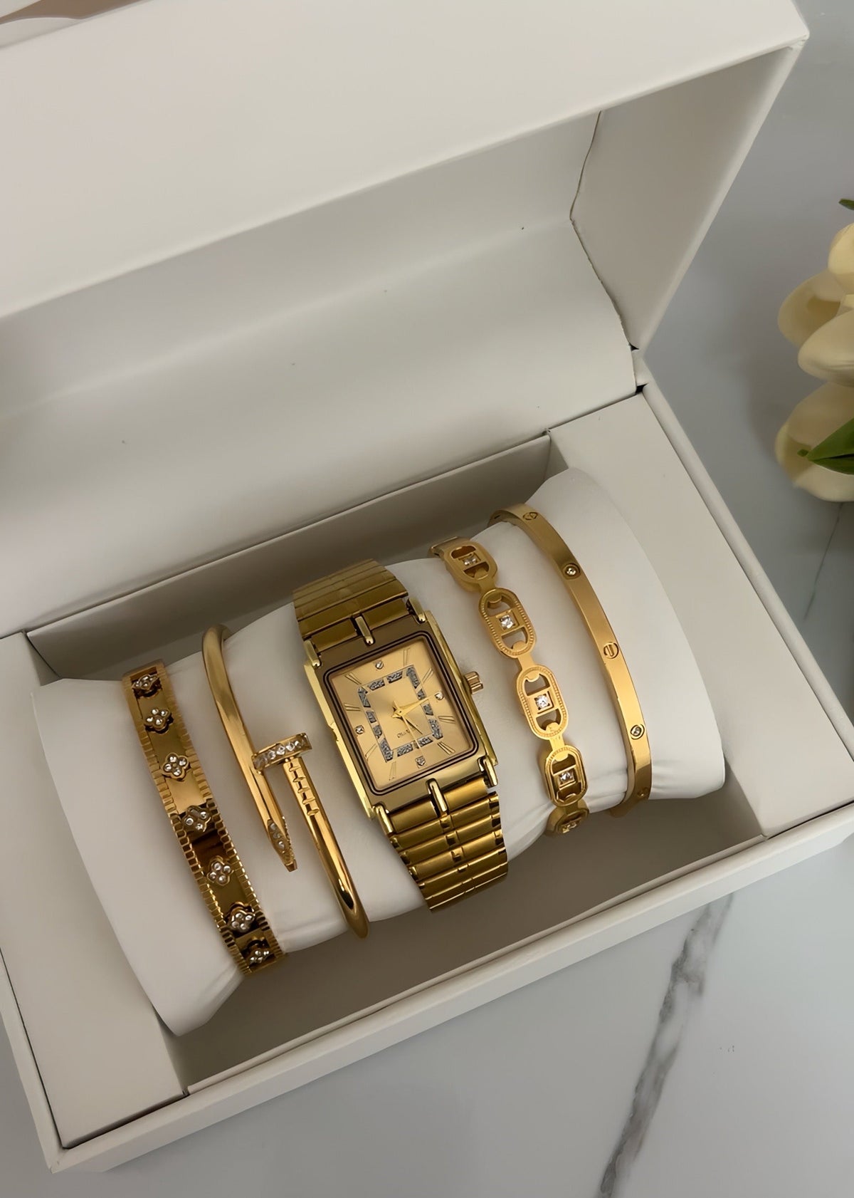 Mix Feminino Dourado Retangular