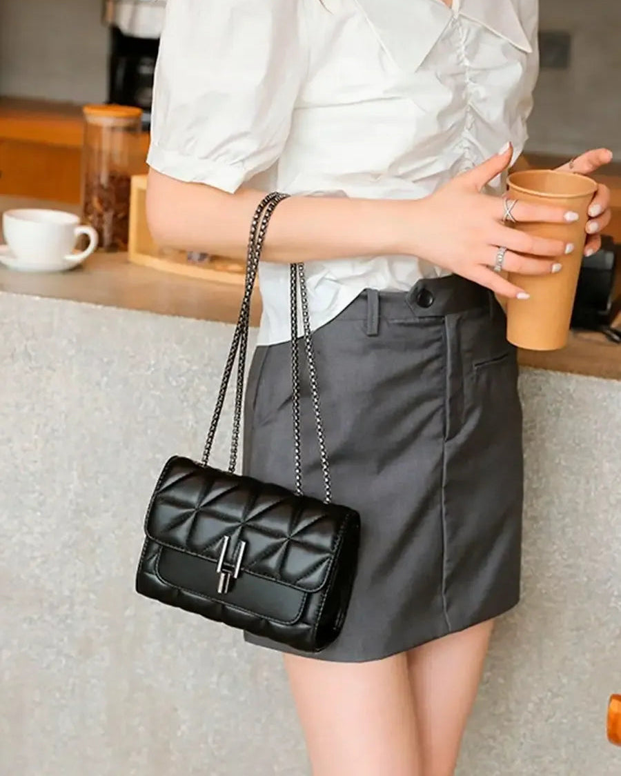 Bolsa Feminina de Ombro Preta Em Couro Clutch