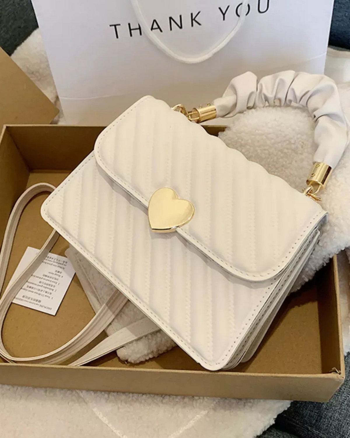 Bolsa Feminina Coração Branca