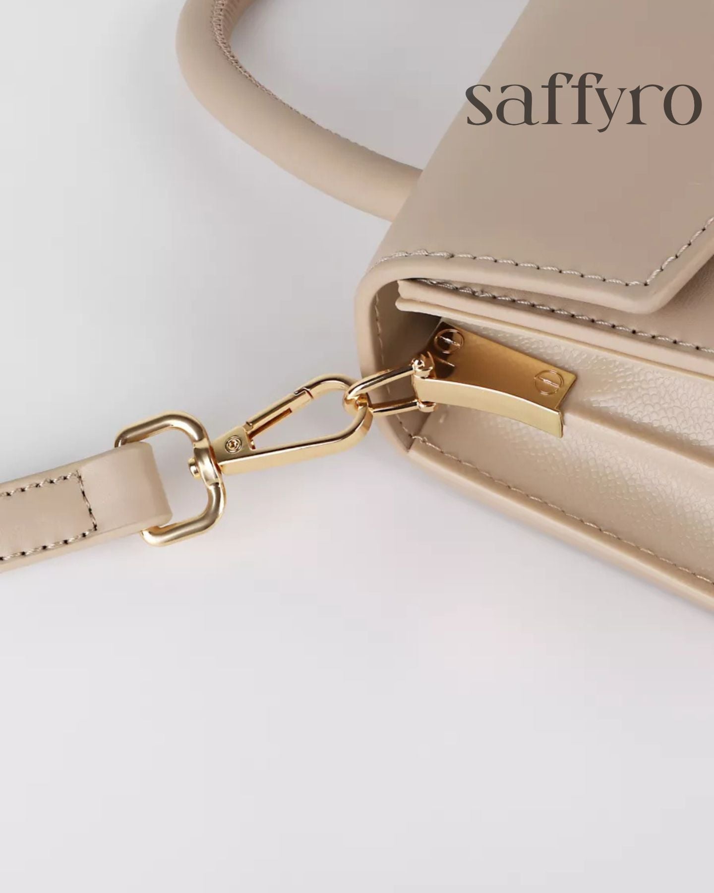 Bolsa Feminina Cheson Feminina Alça Transversal Branca