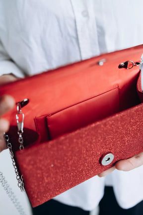 Bolsa Feminina Clutch para Noites Brilhante com corrente