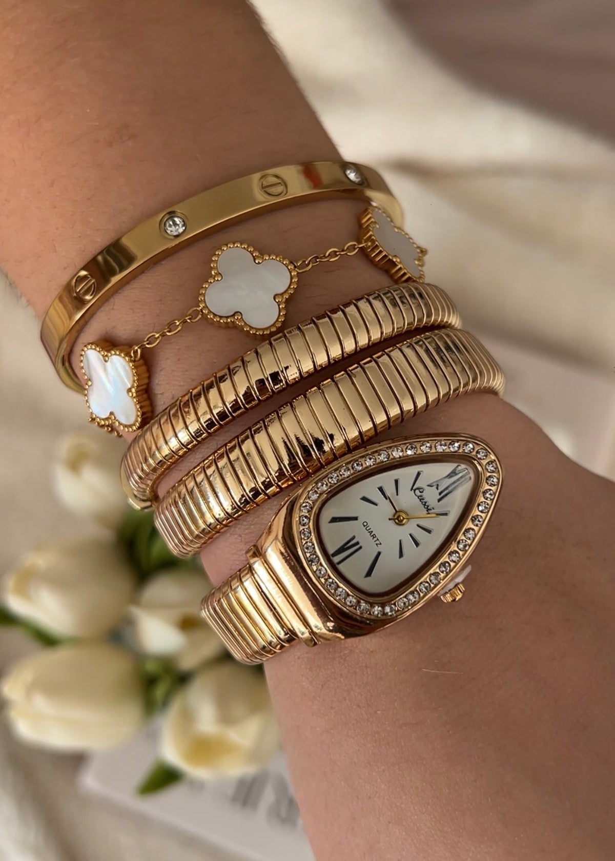 Relógio Feminino Dourado Serpente