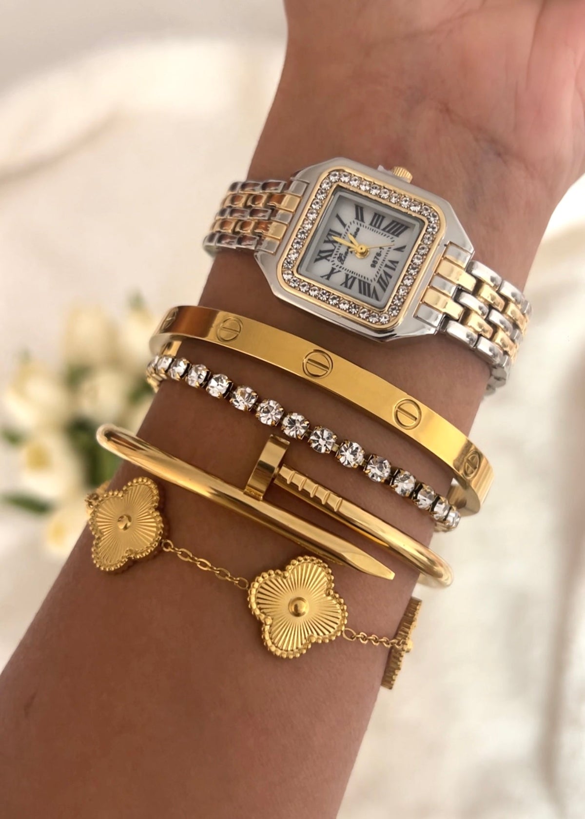 Mix Feminino Dourado Carrie