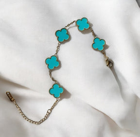 Pulseira Feminina Trevo Mini Dourada