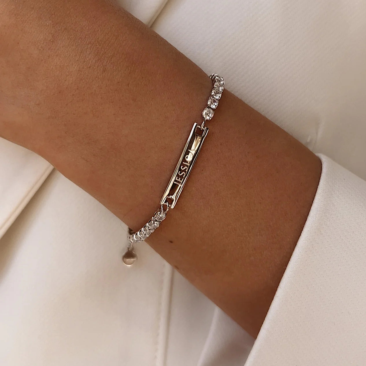 Colar Cravejado de Zircônia Personalizável