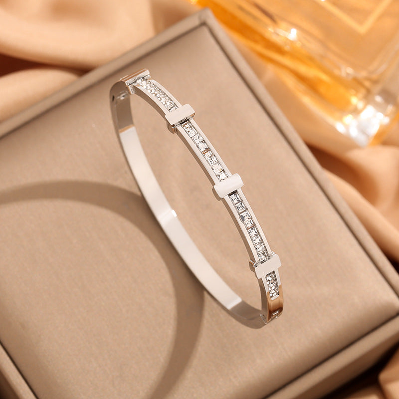 Bracelete Feminino Prata Luz das estrelas