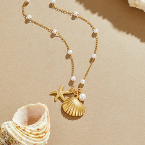 Colar Feminino Dourado com pingente de Concha Aria
