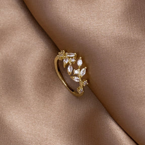 Anel Feminino Dourado Folhas Brilhantes
