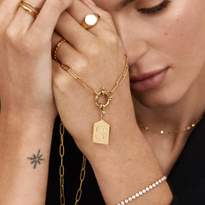 Colar Inicial Cravejado Banhado Ouro 18K