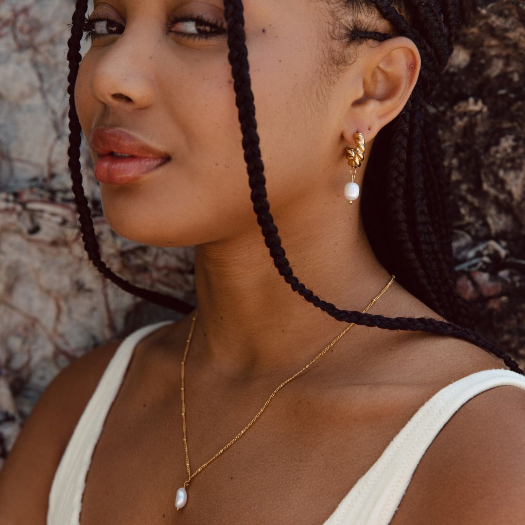 Colar com Pingente de Pérola Barroca