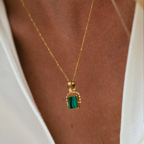 Colar Malachite Banhado Ouro 18K