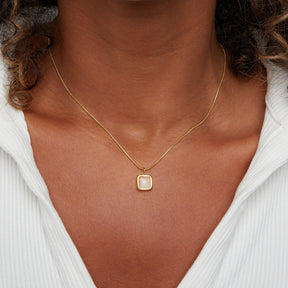 Colar Feminino Dourado Crystal Branco