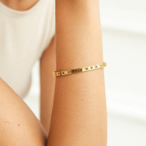 Pulseira Feminina com Números Romanos